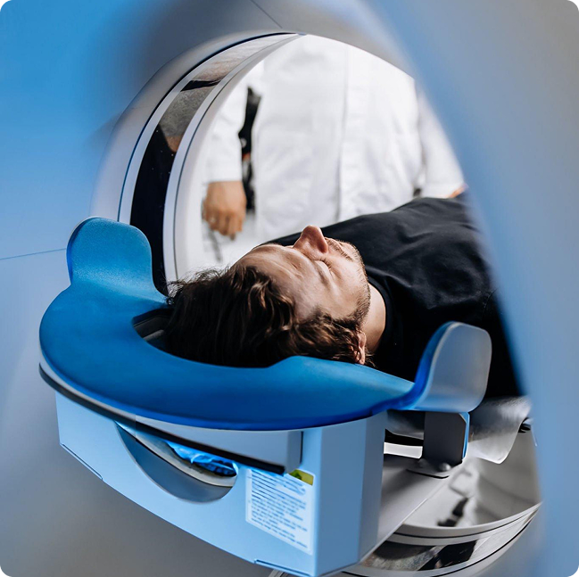 Doctors reviewing scan